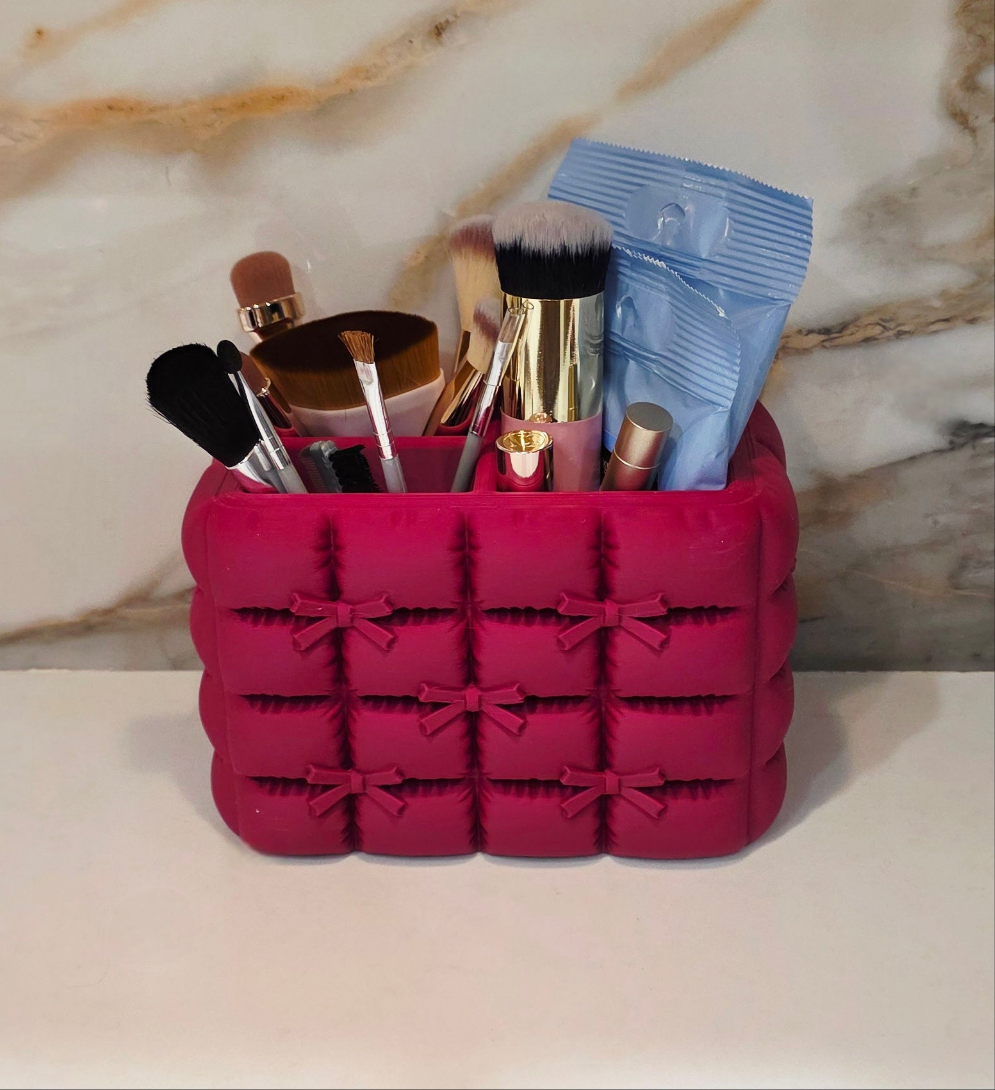 Tufted Bow Makeup/Organizer