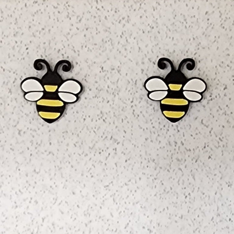 Bee - Stud 1124