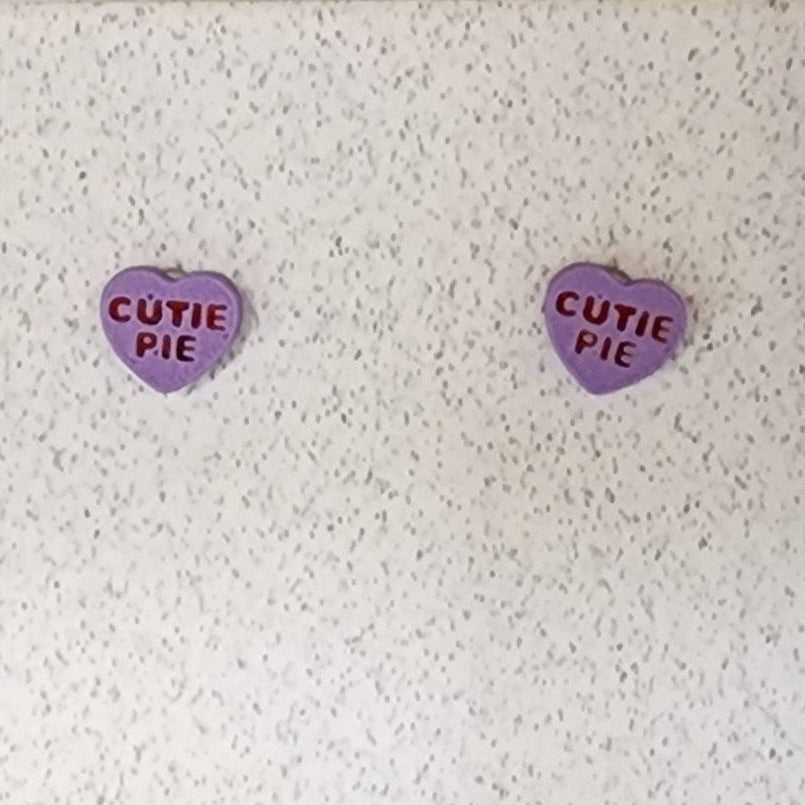 Cutie Pie Heart Earring