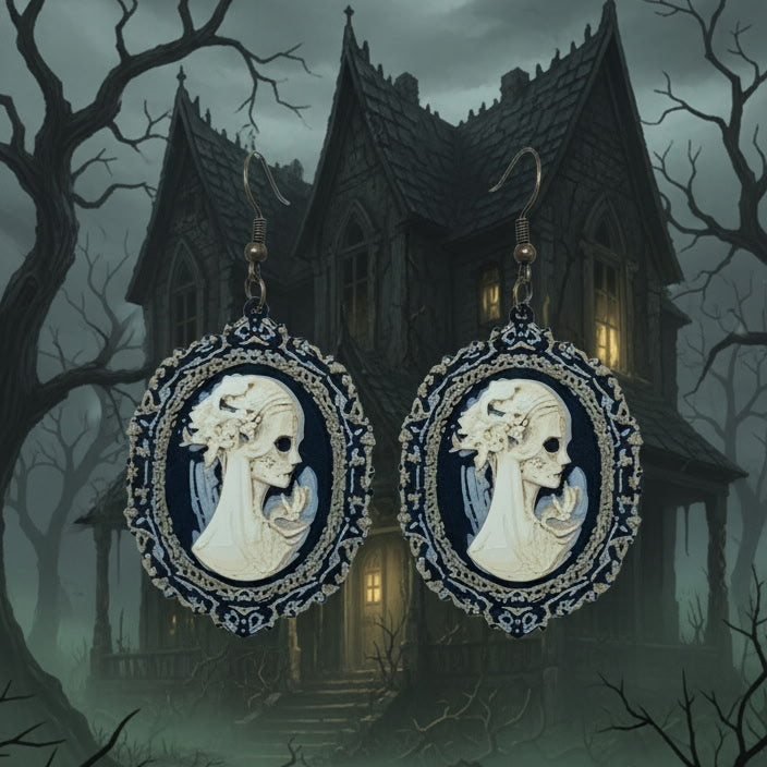 Fall - Gothic Cameo