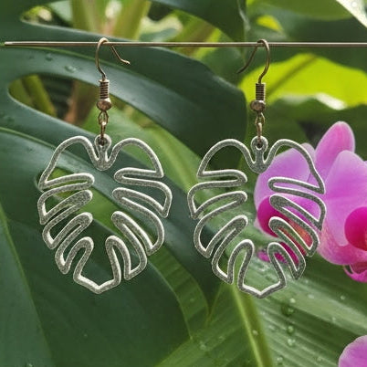 Monstera Leaf - Outline 1046