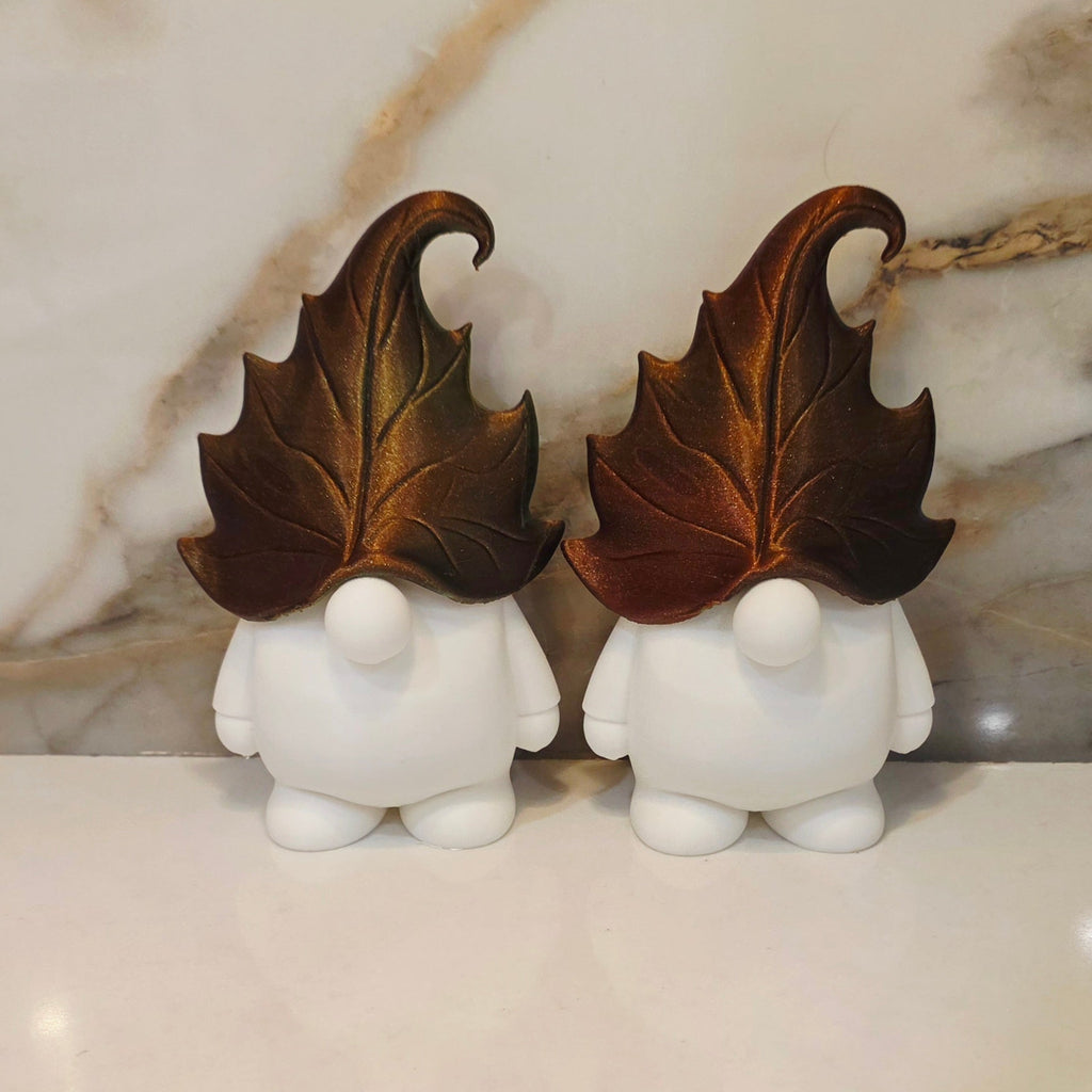 Gnome w/Leaf